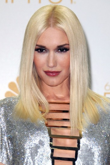 Λεία αλλά όχι αυστηρά τα μαλλιά της Gwen Stefani στο after Oscar party του 2014